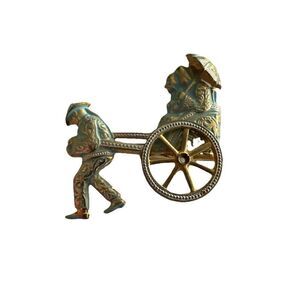 Vintage Damascene Man Pulling Riksja SPAIN Vintage Gold Brooch Pin Articulated